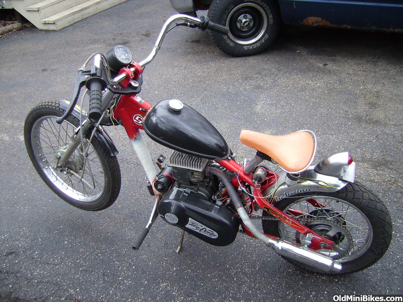 mini bobber bike