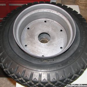 5255-E_rear_wheel_tire_and_rim_copy1