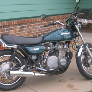 76-KZ900
