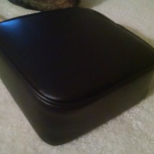 lil_indian_seat_all_black