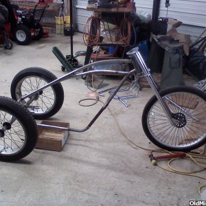 my buddy kenny custom trike project