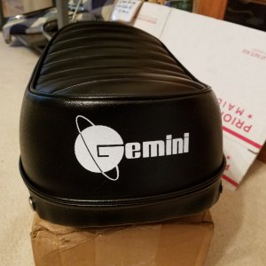 Gemini seat