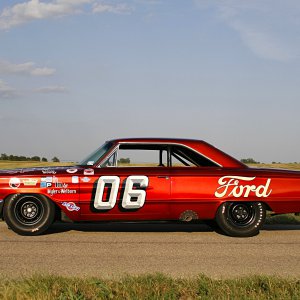 1964-ford-galaxie-left-profile