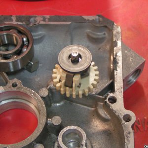 Bearing sidecover with govenor gear