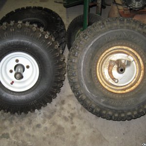 SuperBronc rear tires