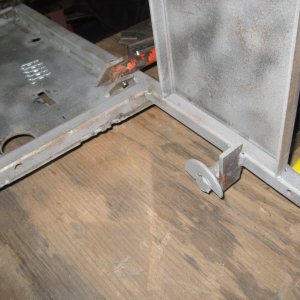 ROSS HOSS inside frame view