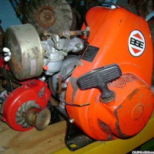 Moto-Ski 2 stroke engine